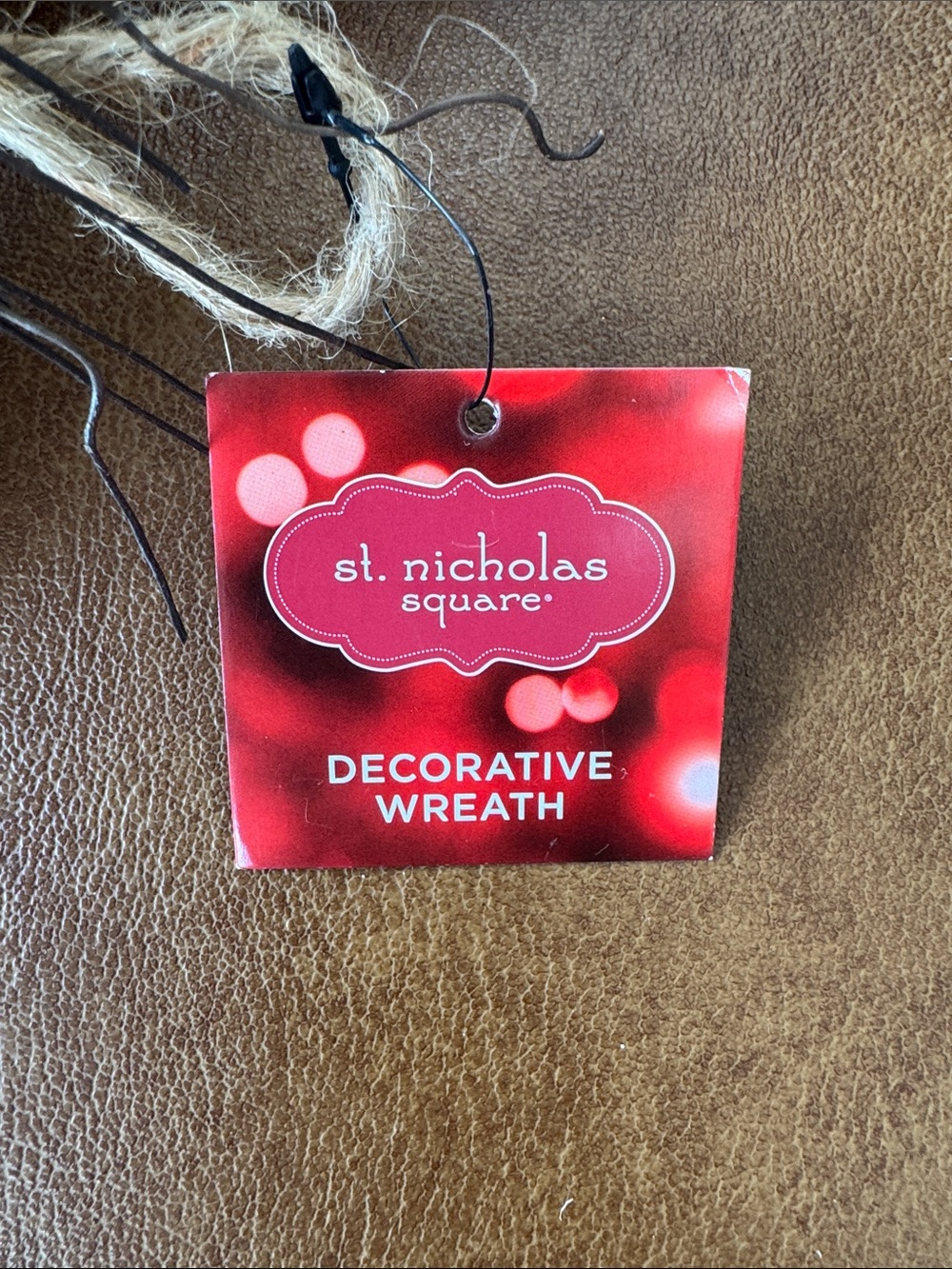 NWT St. Nicholas Square Frosted Pinecone Christmas Wreath - Picture 2 of 4